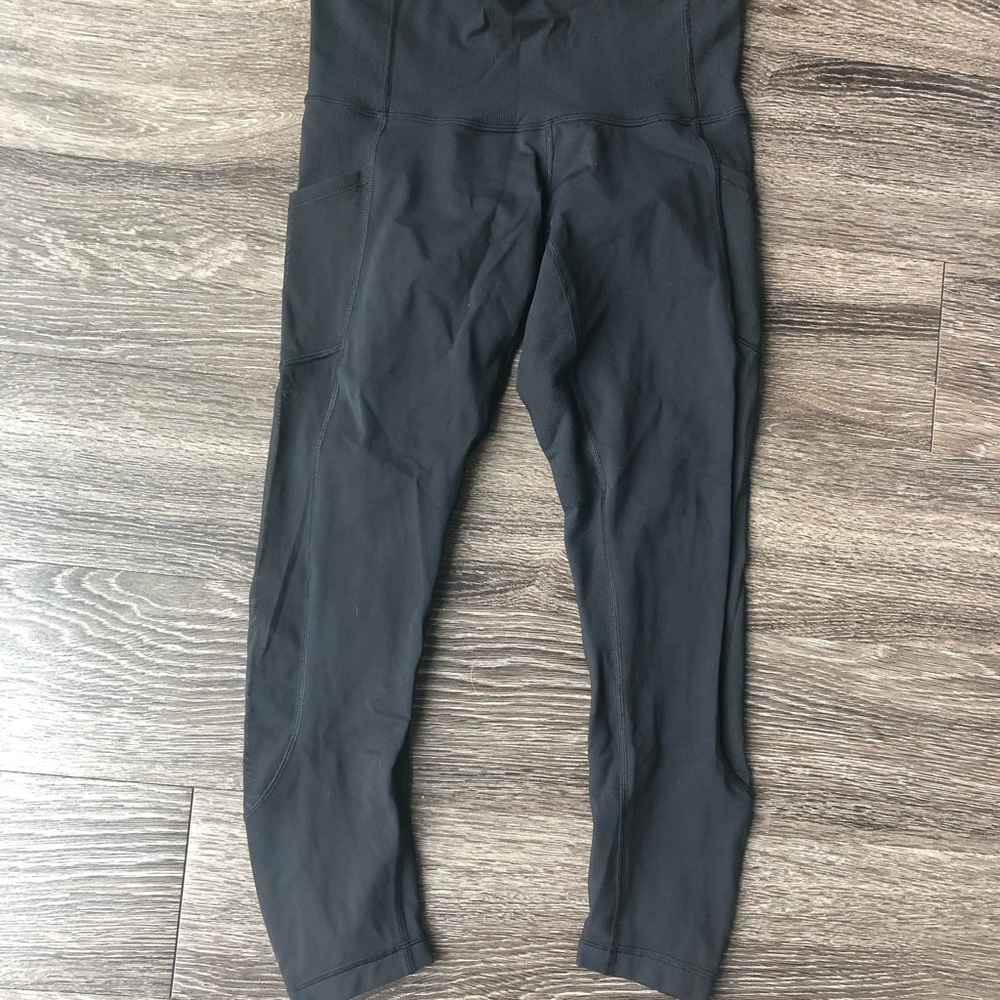 Sold on Merc Lulu leggings